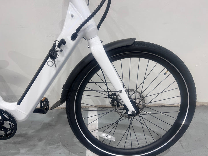 LOCAL PICK UP ONLY- OPEN BOX- OKAI Stride EB40 Commuter e-Bike Color White #0405