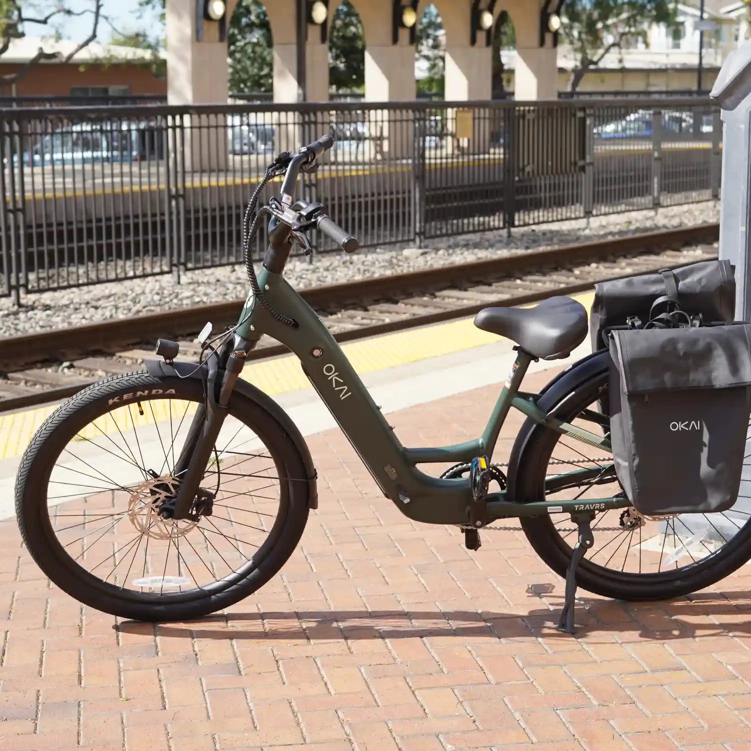TraVRS EB80 eBike