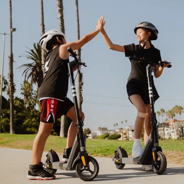 OKAI Zippy ES51- Entry Level E-scooter Light Weight Compact Commuter