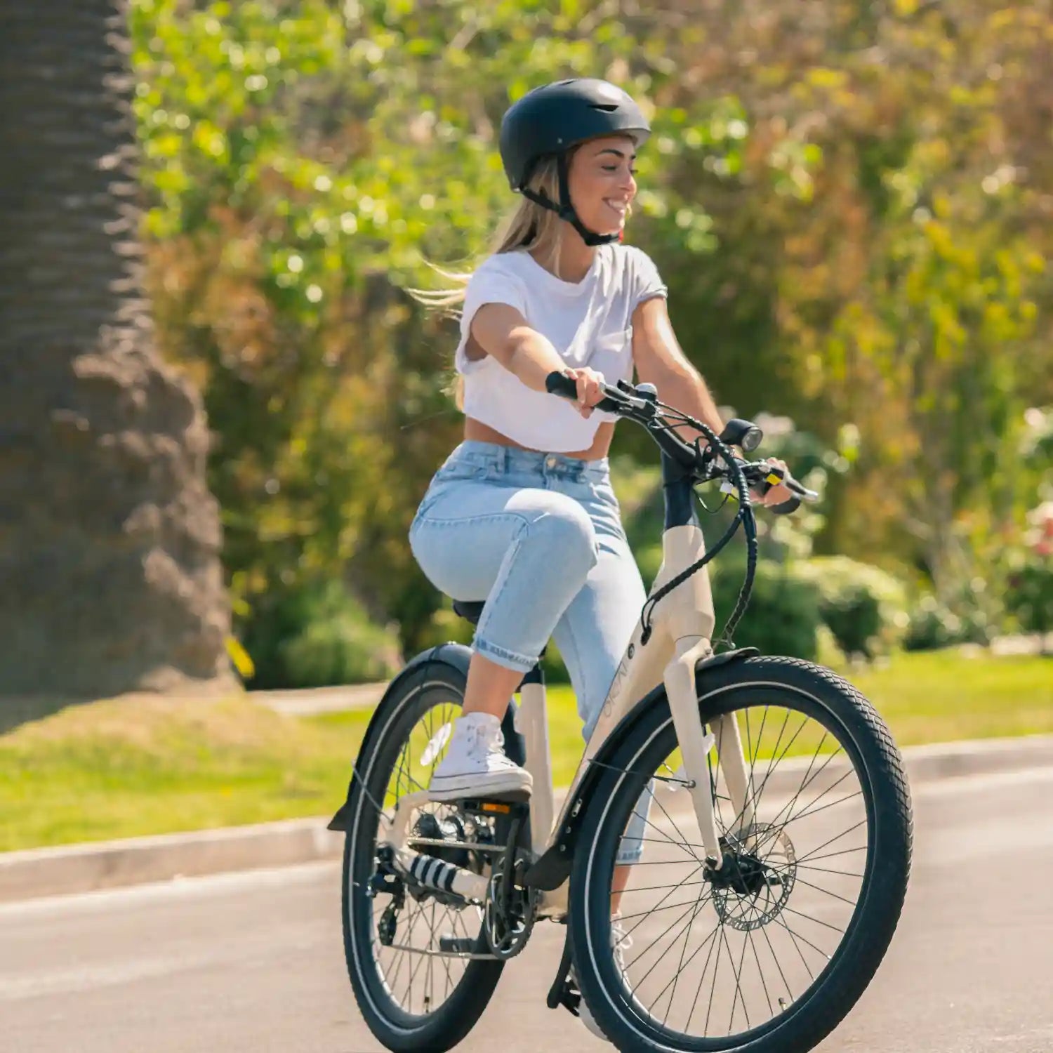 Clearance Sale- ONLY ONE LEFT-Stride EB40 eBike Desert Sand – OKAI Clearance Sale- ONLY ONE LEFT-Stride EB40 eBike Desert Sand – OKAI